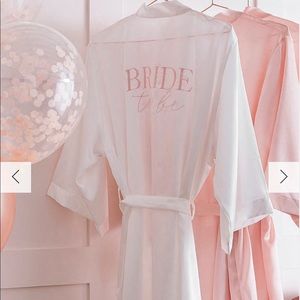 GingerRay Bride to Be Robe